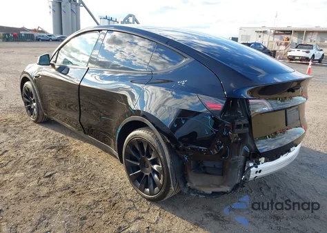 2023 Tesla Model Y Awd/Long Range Dual Motor All-Wheel Drive из США, поврежденный, VIN 7SAYGDEE4PF877521